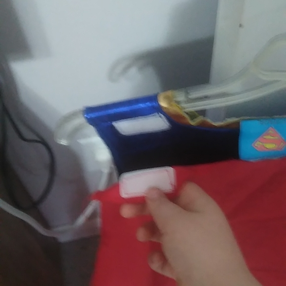 Super girl costume - Picture 3 of 3